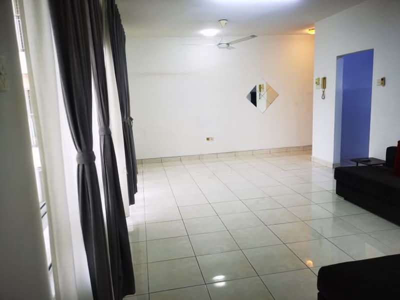 Condominium for Rent at Perdana View - Andy Riki - Living Room - PropertyGuru.com.my