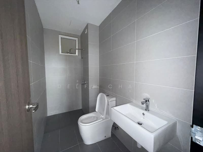Service Residence for Sale at TRELLIS RESIDENCES - Delfi Chai - Bathroom - PropertyGuru.com.my