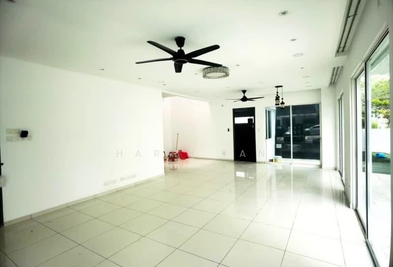 3-storey Terraced House for Rent in Kajang (Selangor) - Harry Tan - Living Room - PropertyGuru.com.my