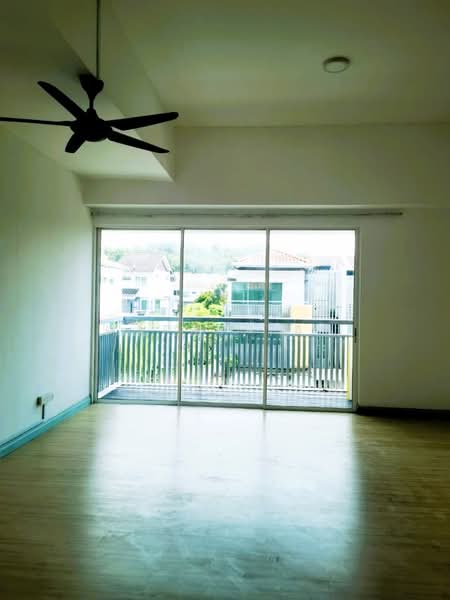 3-storey Terraced House for Rent in Kajang (Selangor) - Harry Tan - Balcony - PropertyGuru.com.my