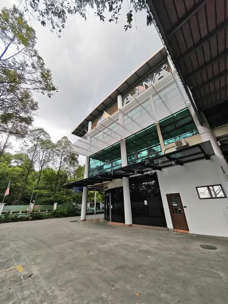 Detached Factory for Sale in Puchong (Selangor) - Edward Pek Thian Kor - Exterior - PropertyGuru.com.my