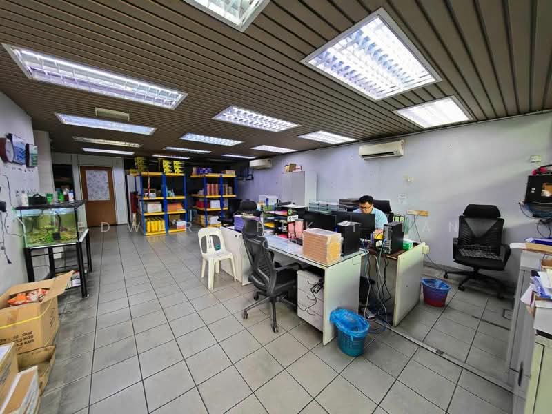 Detached Factory for Sale in Puchong (Selangor) - Edward Pek Thian Kor - Interior - PropertyGuru.com.my