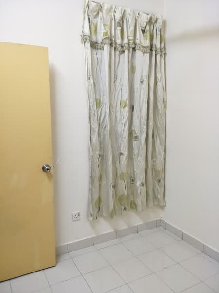 Apartment for Rent at Pangsapuri Lagoon Perdana - Abby Woo - Interior - PropertyGuru.com.my