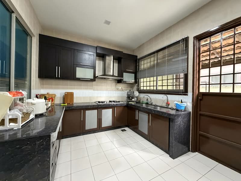 Ambang Botanic 1 untuk Untuk Dijual - RM 1,720,000, Mac 2026 - Kitchen - PropertyGuru.com.my