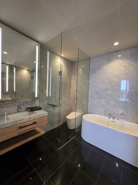 Servis Apartment untuk Disewa di The Conlay - Vickie Foong - Bathroom - PropertyGuru.com.my