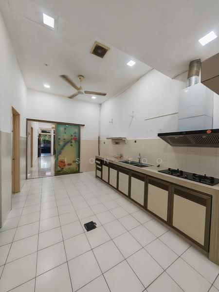 1-storey Terraced House for Rent in Skudai (Johor) - Vison Foo - Kitchen - PropertyGuru.com.my