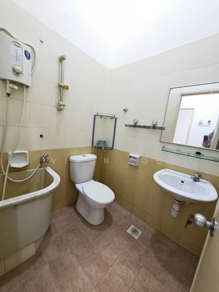 1-storey Terraced House for Rent in Skudai (Johor) - Vison Foo - Bathroom - PropertyGuru.com.my