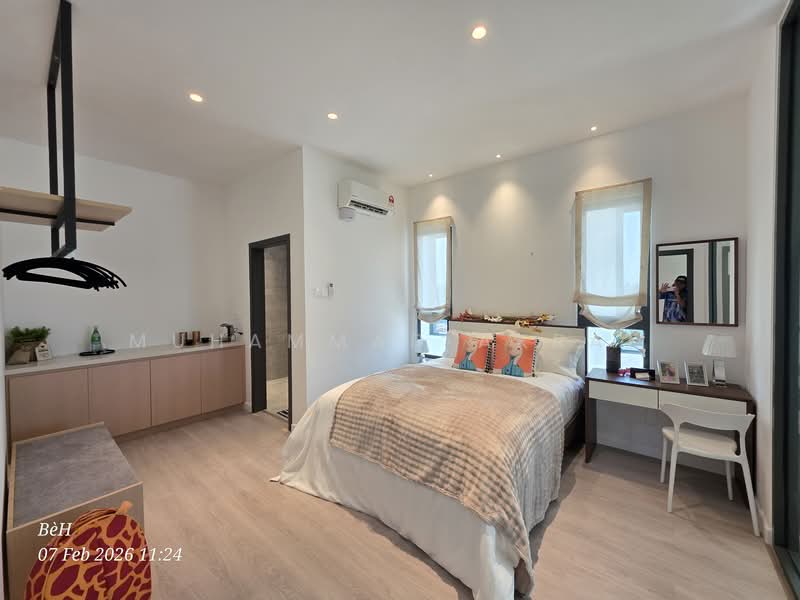 Soho for Sale in Kota Kemuning (Shah Alam) - Muhammad Akram - Bedroom - PropertyGuru.com.my