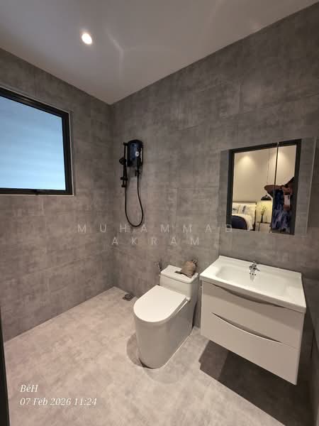 Soho for Sale in Kota Kemuning (Shah Alam) - Muhammad Akram - Bathroom - PropertyGuru.com.my