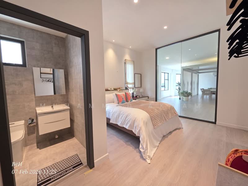 Soho for Sale in Kota Kemuning (Shah Alam) - Muhammad Akram - Bedroom - PropertyGuru.com.my