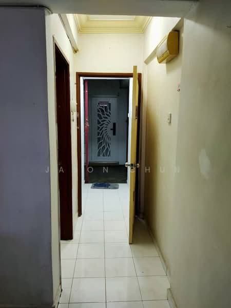 Apartment for Sale at Pangsapuri Vista Serdang - Jason Chun - Corridor - PropertyGuru.com.my