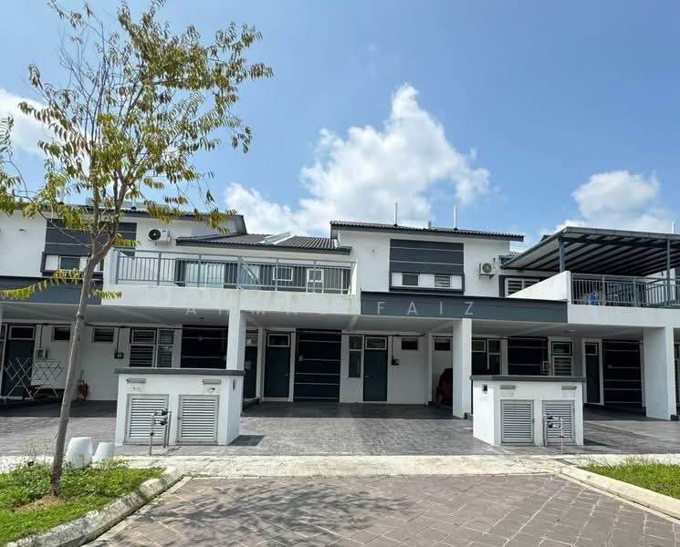 Townhouse for Rent in Cyberjaya (Selangor) - Ahmad Faiz - Exterior - PropertyGuru.com.my