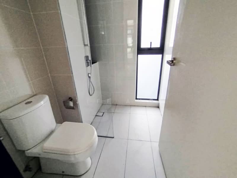 Emerald Residence Link House Type B untuk Untuk Dijual - RM 1,380,000, Mac 2026 - Bathroom - PropertyGuru.com.my