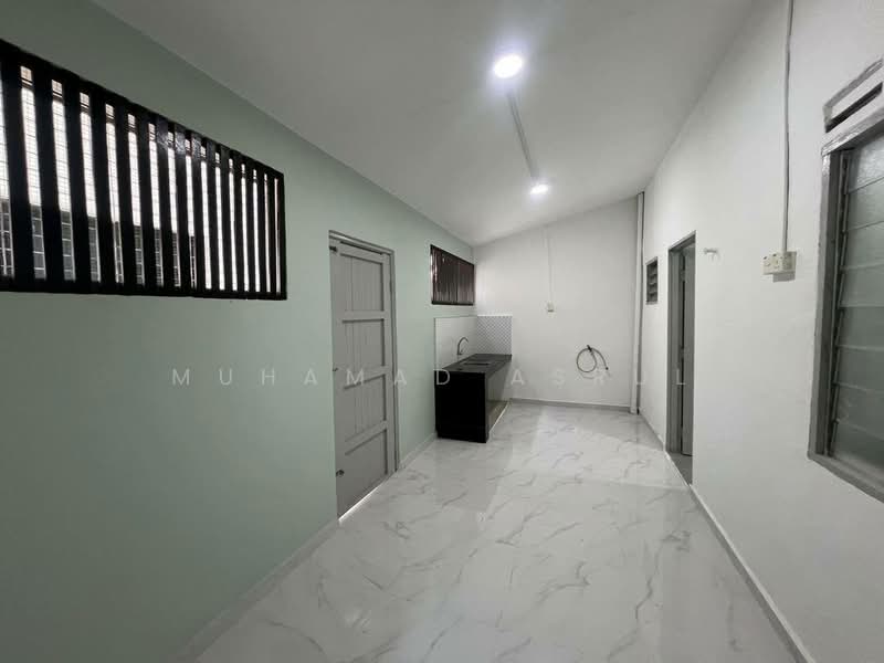 Taman Skudai Baru untuk Untuk Dijual - RM 368,000, Feb 2026 - Kitchen - PropertyGuru.com.my