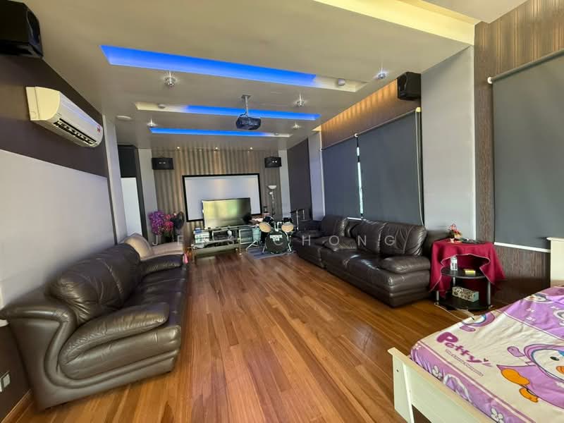 Semi-Detached House for Sale in Puchong (Selangor) - Jess Chong - Living Room - PropertyGuru.com.my