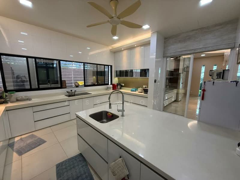 Semi-Detached House for Sale in 16 Sierra (Puchong) - Jess Chong - Kitchen - PropertyGuru.com.my