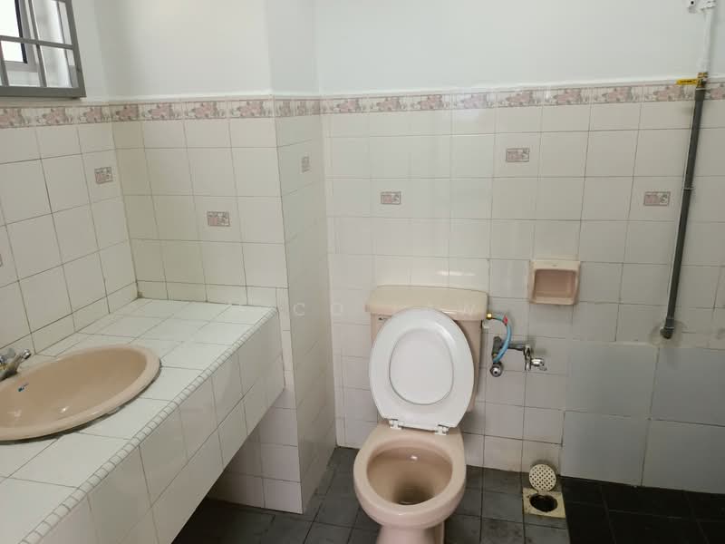 Condominium for Rent at Sri Angsana Hilir - Mico Law - Bathroom - PropertyGuru.com.my