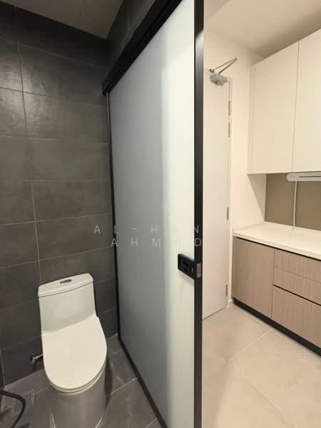 The Mate @ Damansara Jaya untuk Untuk Disewa - RM 2,000 /bulan, Feb 2026 - Bathroom - PropertyGuru.com.my
