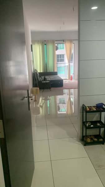 Condominium for Rent at The Valley Residences @ SkySierra - Desmond Low - Living Room - PropertyGuru.com.my