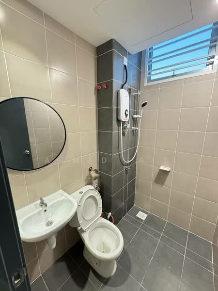 Townhouse for Rent in Dengkil (Selangor) - Ahmad Faiz - Bathroom - PropertyGuru.com.my