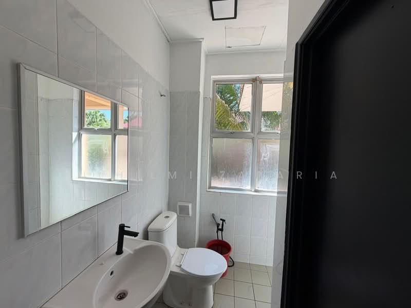 2-storey Terraced House for Rent in Presint 11 (Putrajaya) - Zulhilmi Zakaria - Bathroom - PropertyGuru.com.my