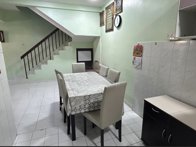 2-storey Terraced House for Rent in Sungai Ara (Penang) - CK Goh - Dining Room - PropertyGuru.com.my