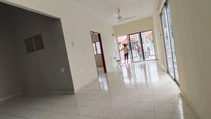 1-storey Terraced House for Rent in Bandar Putra Permai (Seri Kembangan) - Ryan Chan - PropertyGuru.com.my