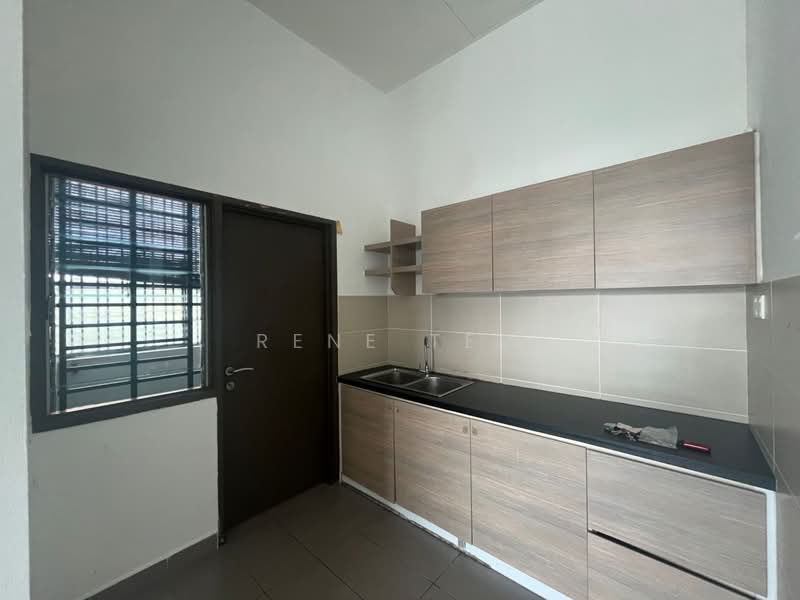 Apartment for Rent at Seri Austin Residence (Pangsapuri Seri Austin) - Rene Tew - Kitchen - PropertyGuru.com.my