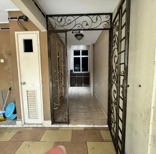 Usj 22 untuk Untuk Dijual - RM 900,000, Mac 2026 - Entrance - PropertyGuru.com.my