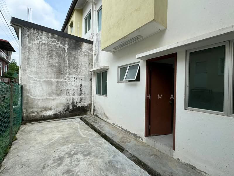 2-storey Terraced House for Sale in Taman Pelangi Semenyih 2 (Beranang) - Haslinda Ahmad Razali - Exterior - PropertyGuru.com.my