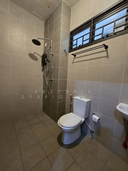 2-storey Terraced House for Sale in Alam Impian (Shah Alam) - Absyarie Syafiq Shahrin - Bathroom - PropertyGuru.com.my