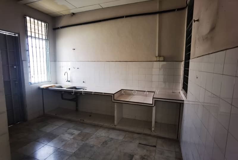1-storey Terraced House for Rent in Taman Sejahtera (Bukit Mertajam) - Jeff Koay - Kitchen - PropertyGuru.com.my
