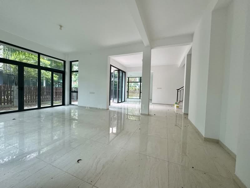 Anise Pearl Villa @ Forest City untuk Untuk Dijual - RM 4,100,000, Mac 2026 - Living Room - PropertyGuru.com.my