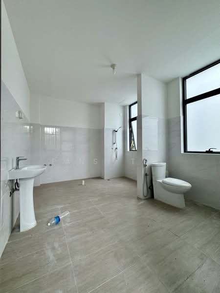 Anise Pearl Villa @ Forest City untuk Untuk Dijual - RM 4,100,000, Mac 2026 - Bathroom - PropertyGuru.com.my