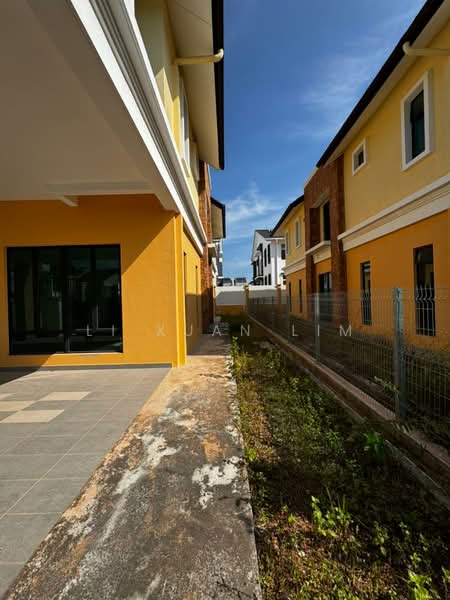 Semi-Detached House for Sale in Tanjong Minyak (Melaka) - Li Xuan Lim - Exterior - PropertyGuru.com.my