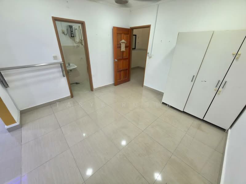 Terraced House for Sale in Bandar Tasik Puteri (Rawang) - Tasya Ruslan - Interior - PropertyGuru.com.my