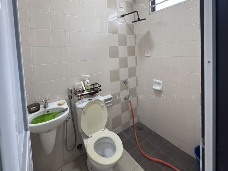 2-storey Terraced House for Sale in Shah Alam (Selangor) - Sufian Kamaruddin - Bathroom - PropertyGuru.com.my