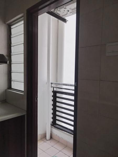 Kediaman Servis untuk Disewa di Serviced Residence @ Casa Tiara - Joanne Diong - Balcony - PropertyGuru.com.my