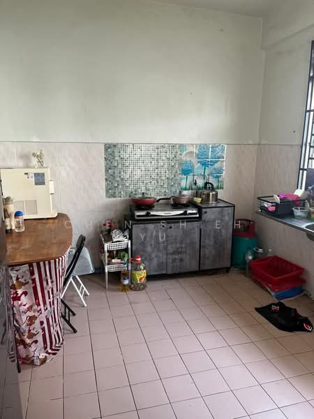 Apartment for Sale at Sri Awana Townhouse - Chen Shieh Yu - Kitchen - PropertyGuru.com.my