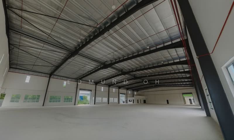 Detached Factory for Rent in Taman Perindustrian Tropika (Ulu Tiram) - Edmund Oh - Interior - PropertyGuru.com.my
