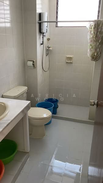 Apartment for Sale at Sri Pinang - Patricia Wong - Bathroom - PropertyGuru.com.my