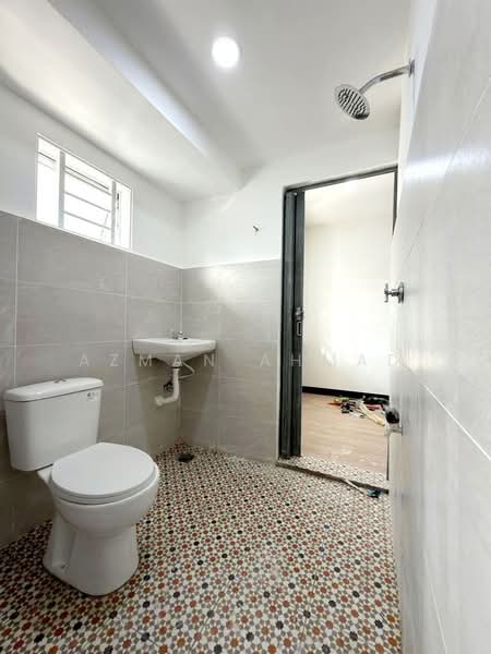 2-storey Terraced House for Sale in Seksyen 4 (Shah Alam) - Azman Ahmad - PropertyGuru.com.my