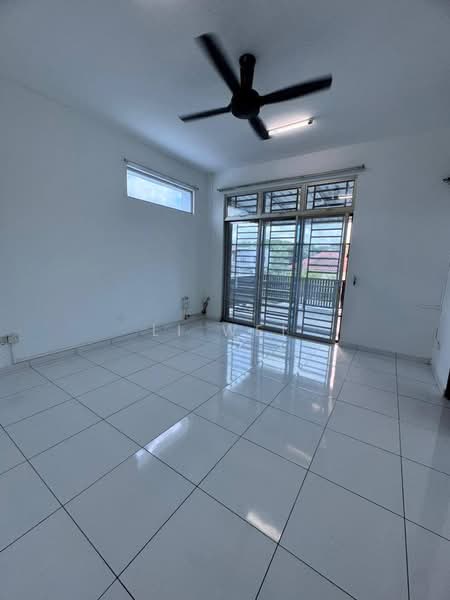 2-storey Terraced House for Rent in Bukit Indah 2 (Iskandar Puteri (Nusajaya)) - Li Wei - Living Room - PropertyGuru.com.my