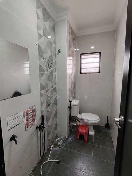 2-storey Terraced House for Sale in Saujana Impian (Kajang) - Leo Lim - Bathroom - PropertyGuru.com.my