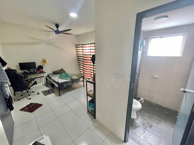Townhouse for Sale in Cybersouth (Dengkil) - Rafedah Binti Abdul Aziz - Bedroom - PropertyGuru.com.my