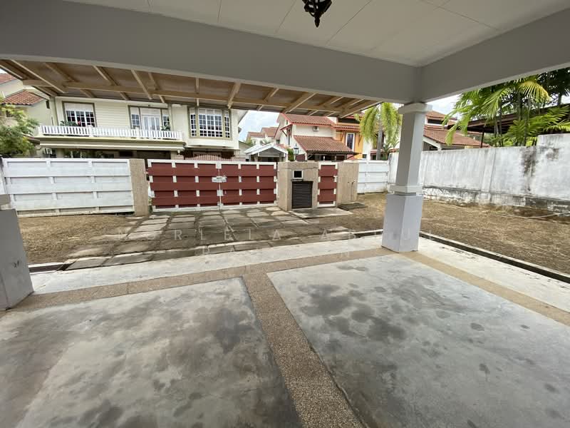Bungalow for Sale in Bandar Enstek (Negeri Sembilan) - Norlela Abdul Rahman - Exterior - PropertyGuru.com.my