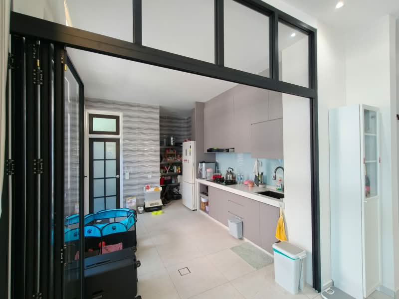 Cluster House for Sale in Eco Botanic (Iskandar Puteri (Nusajaya)) - May Khoo - Kitchen - PropertyGuru.com.my