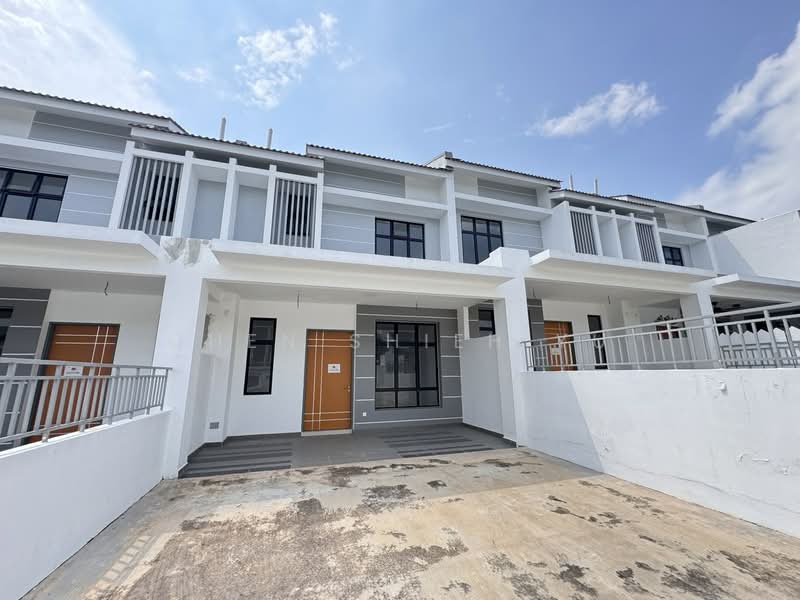 2-storey Terraced House for Sale in Permas Jaya (Johor) - Chen Shieh Yu - Exterior - PropertyGuru.com.my