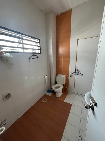 Setia Tropika @ Caryota Square untuk Untuk Disewa - RM 3,000 /bulan, Feb 2026 - Bathroom - PropertyGuru.com.my