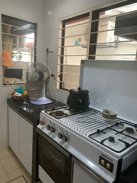 Cluster House for Sale in Taman Mutiara Indah (Puchong) - Celine Kong - Kitchen - PropertyGuru.com.my